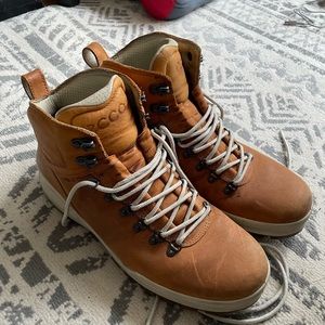 Ecco Boots